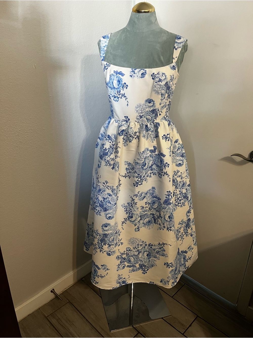 Sachin + Babi Girls' White and Blue Floral Sleeveless Dress
